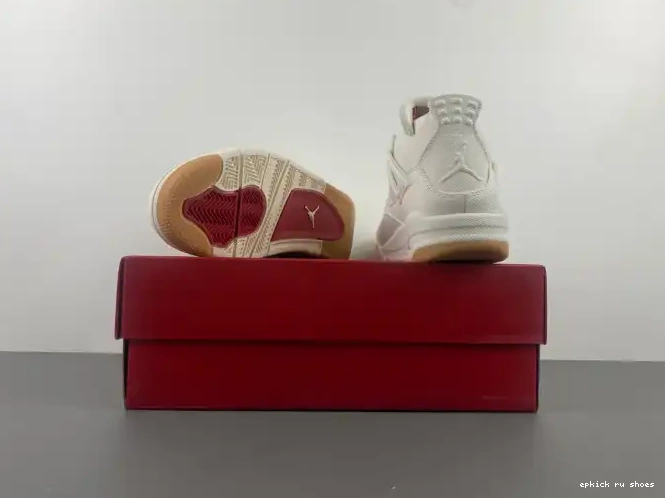 Rep 4 AO2571-100 Air 'White' Levi's x Jordan 0515